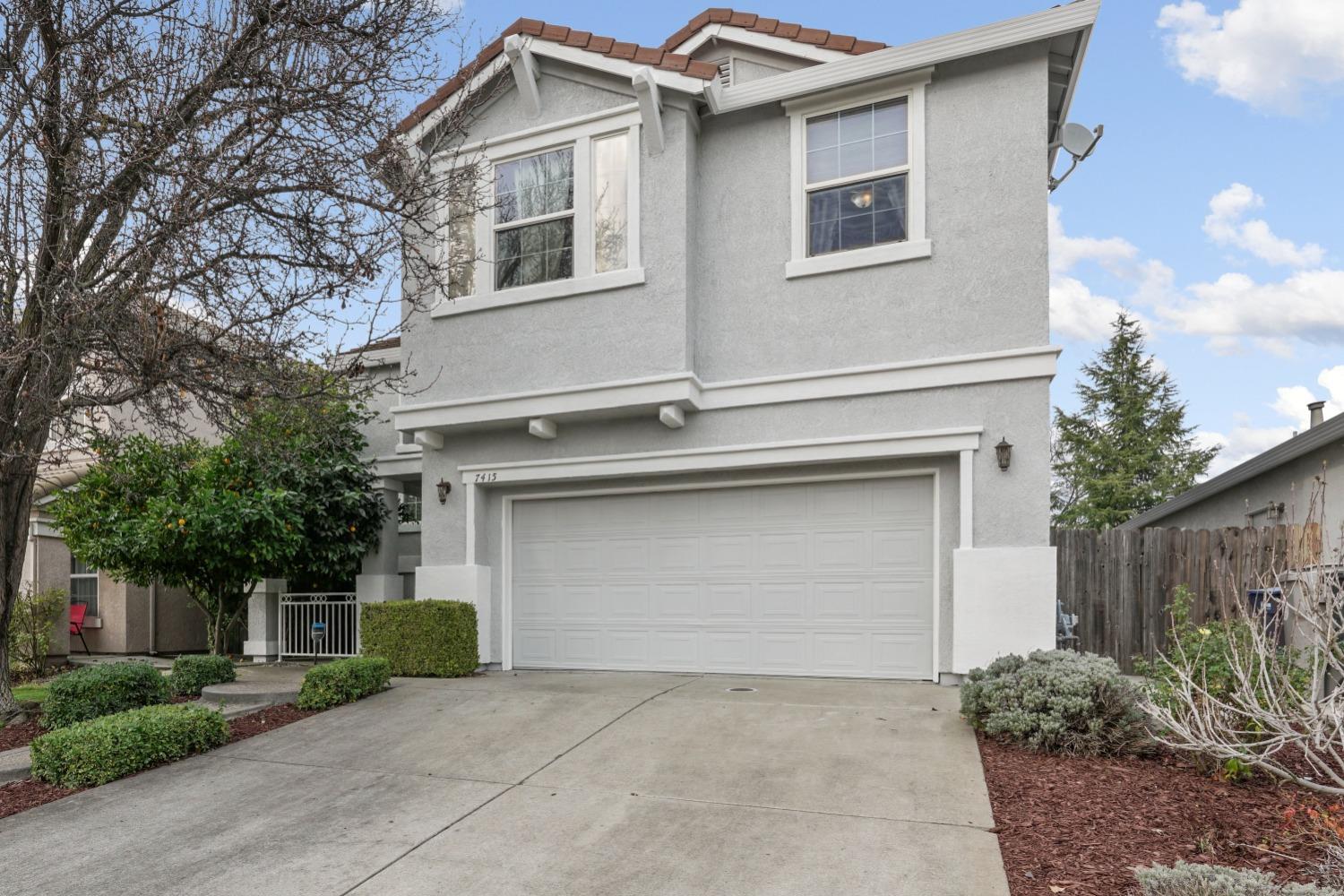 Detail Gallery Image 1 of 1 For 7415 Shelby St, Elk Grove,  CA 95758 - 4 Beds | 2/1 Baths