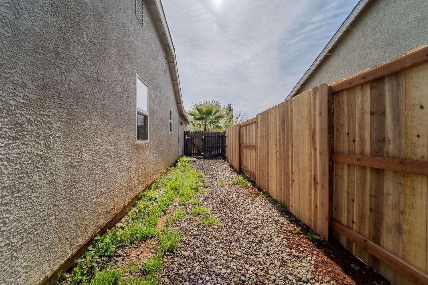 Detail Gallery Image 26 of 33 For 137 Sullivan Way, Wheatland,  CA 95692 - 3 Beds | 2 Baths