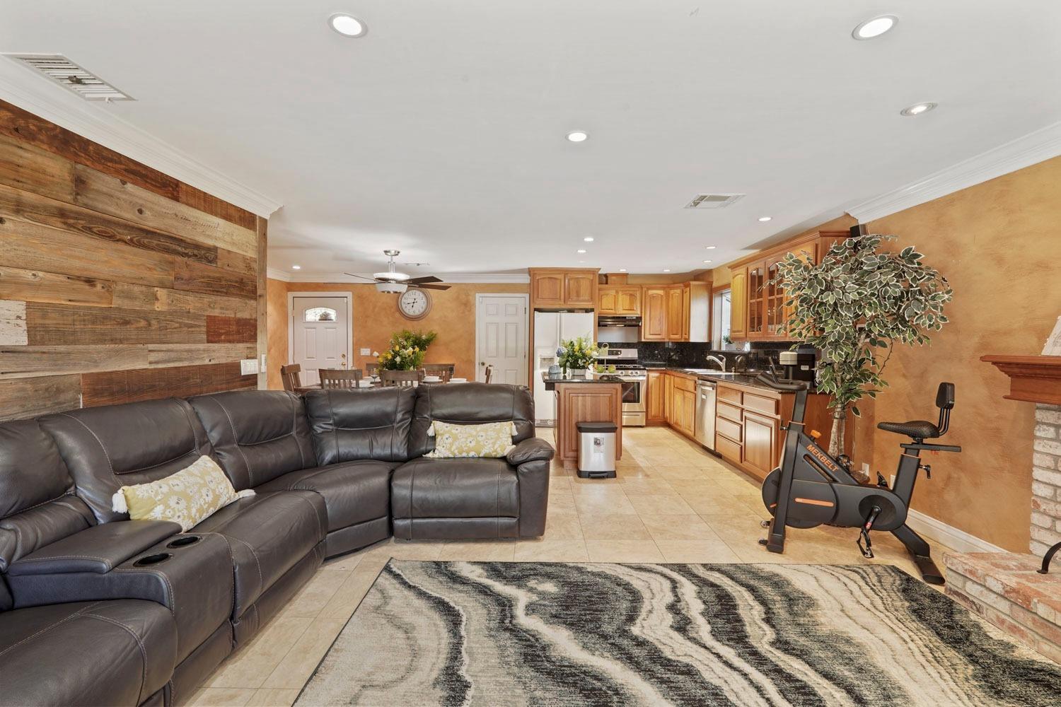 Jackson Place, Antioch, California image 5