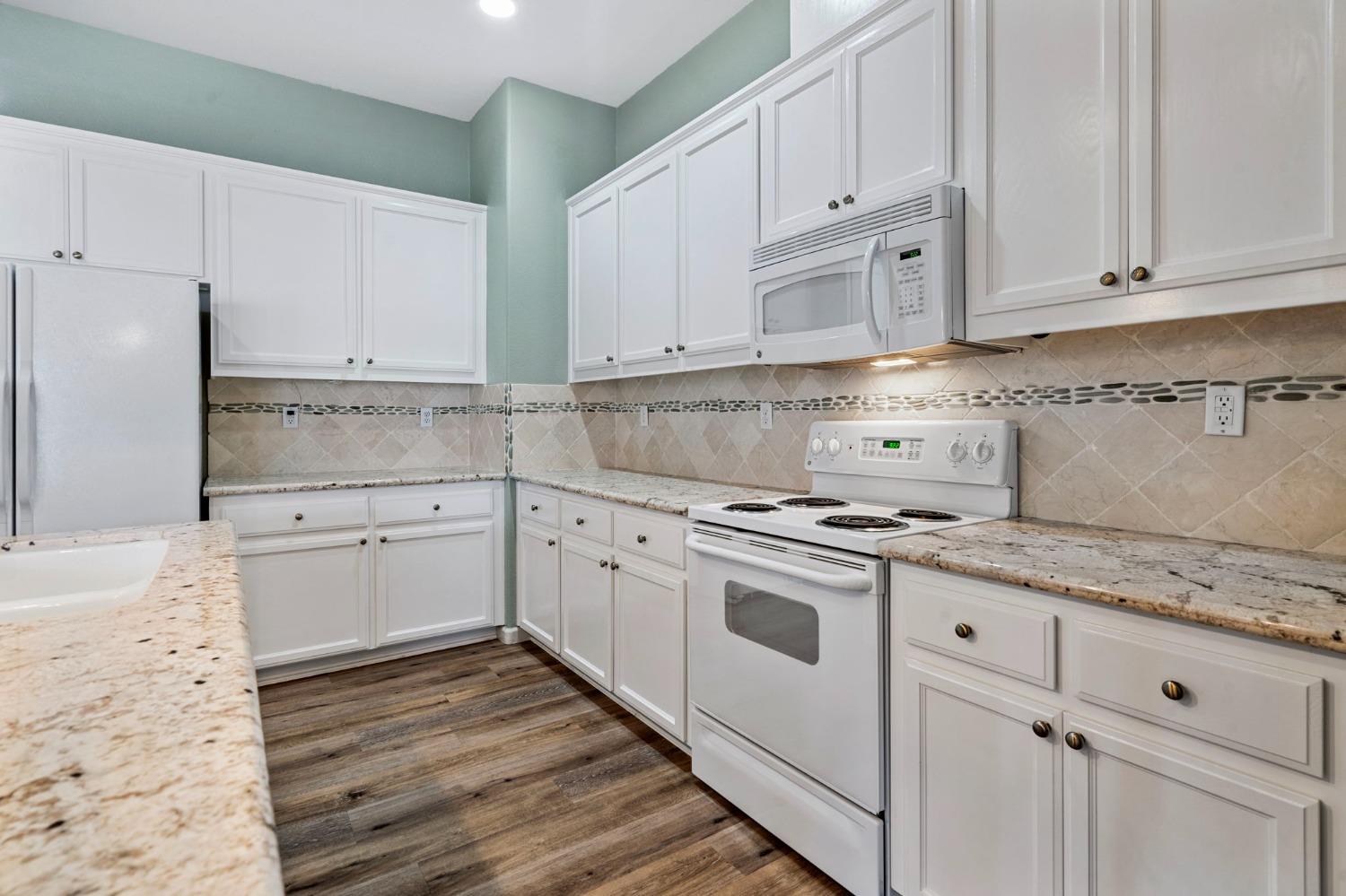 Detail Gallery Image 20 of 36 For 1652 Windy Cove Ln, Ripon,  CA 95366 - 2 Beds | 2 Baths