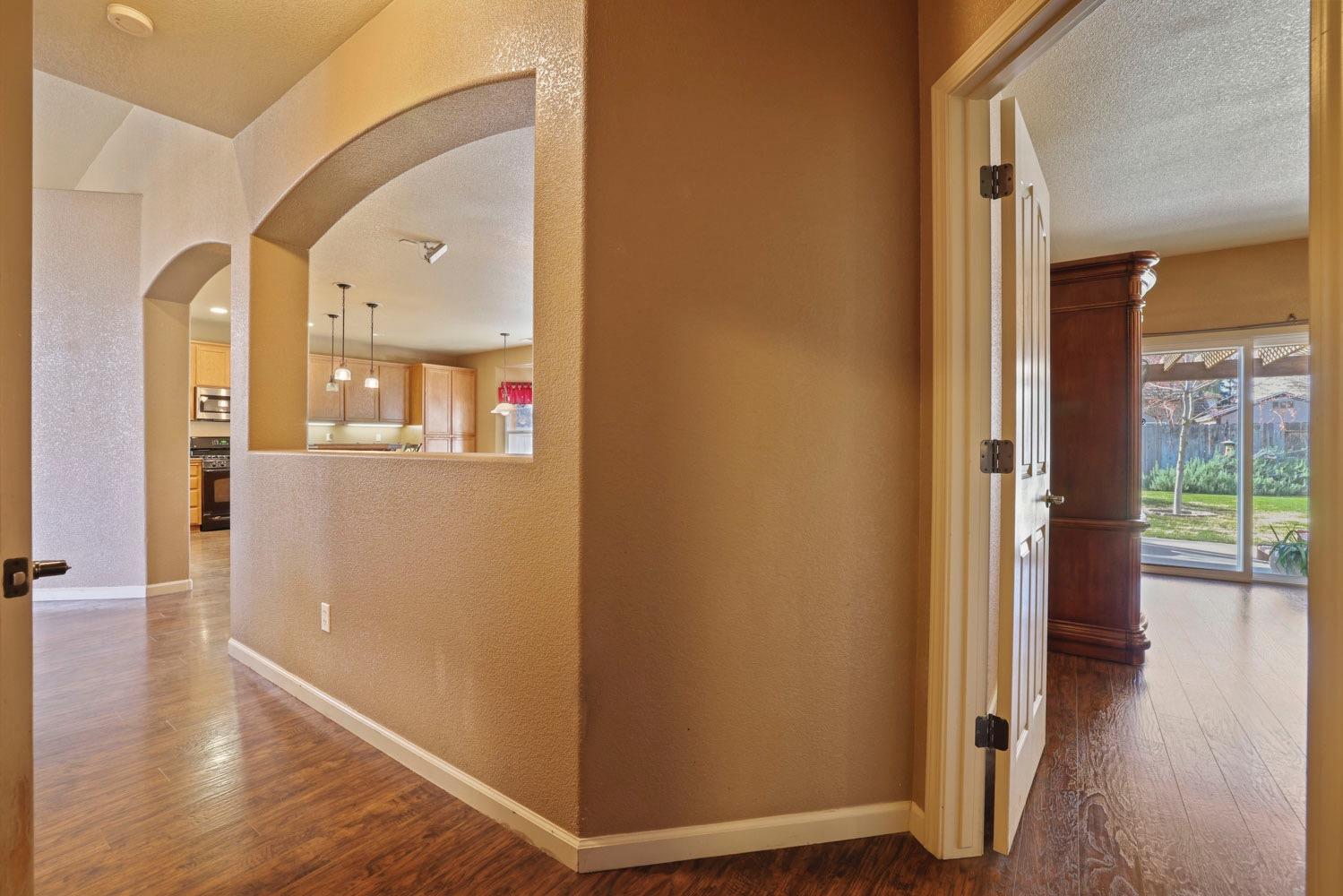 Detail Gallery Image 25 of 53 For 4512 Mccauly Ave, Denair,  CA 95316 - 4 Beds | 2/1 Baths