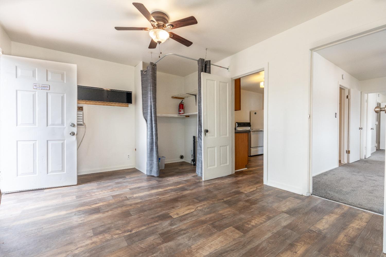 Detail Gallery Image 11 of 25 For 1423 28th St, Sacramento,  CA 95816 - 2 Beds | 1 Baths