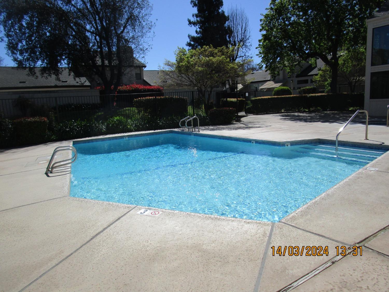 Detail Gallery Image 24 of 29 For 1123 Cedar Creek Dr #3,  Modesto,  CA 95355 - 3 Beds | 2/1 Baths