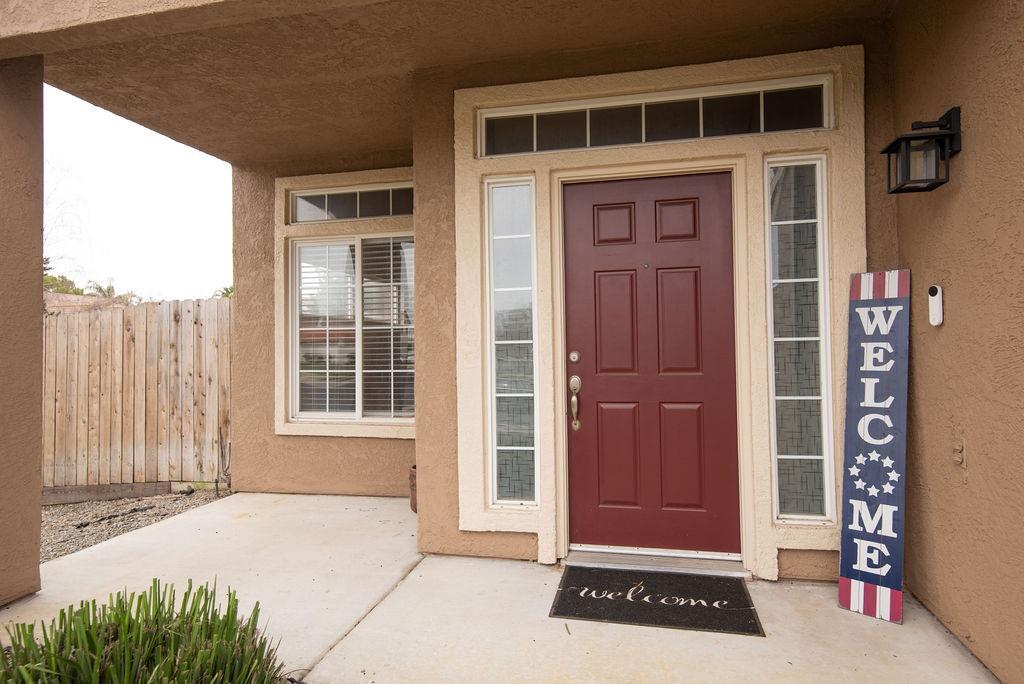 Detail Gallery Image 5 of 35 For 5200 Dolcetto Way, Salida,  CA 95368 - 4 Beds | 2/1 Baths