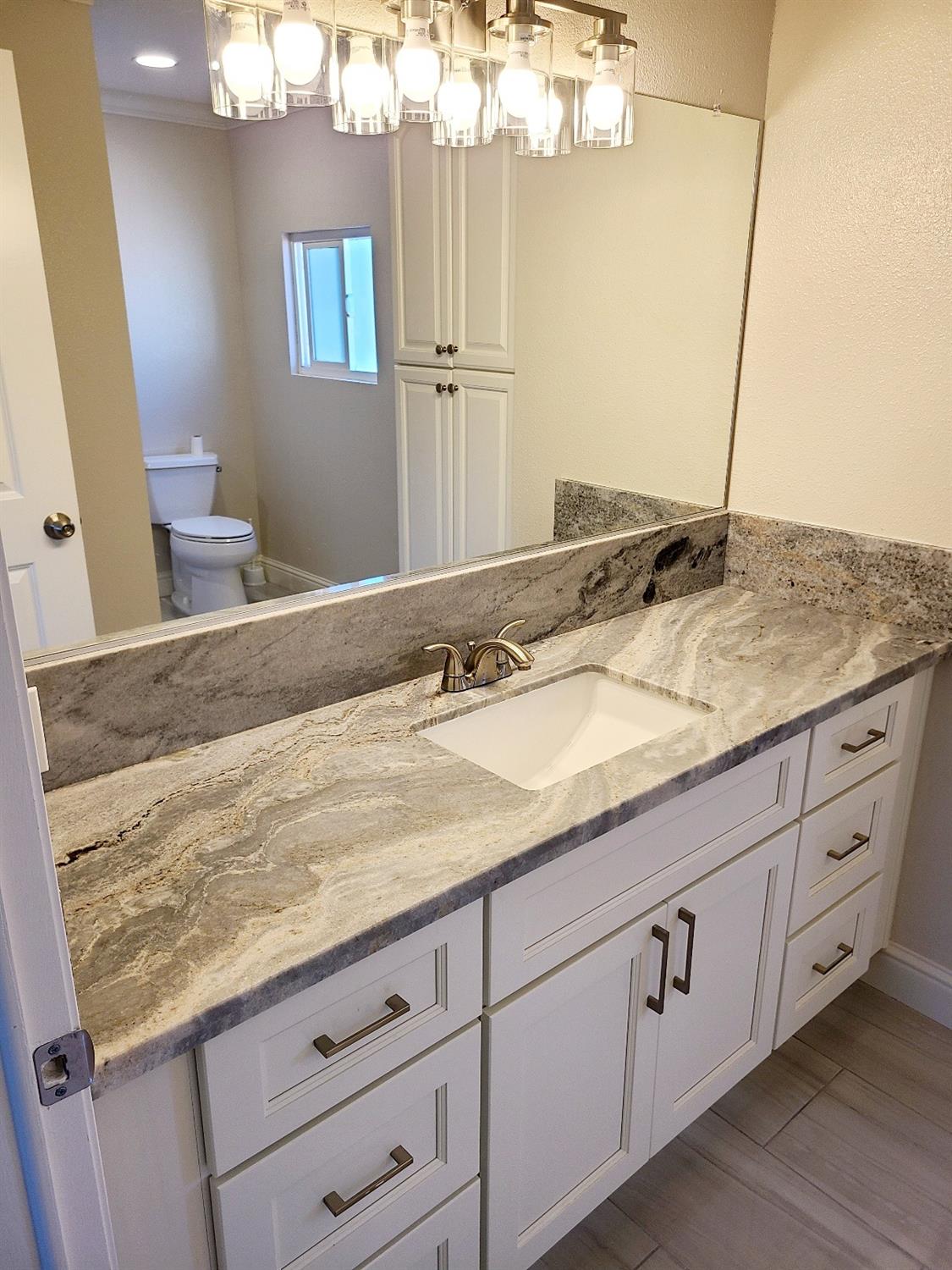 Detail Gallery Image 15 of 25 For 2621 Prescott Rd 59, Modesto,  CA 95350 - 3 Beds | 2 Baths