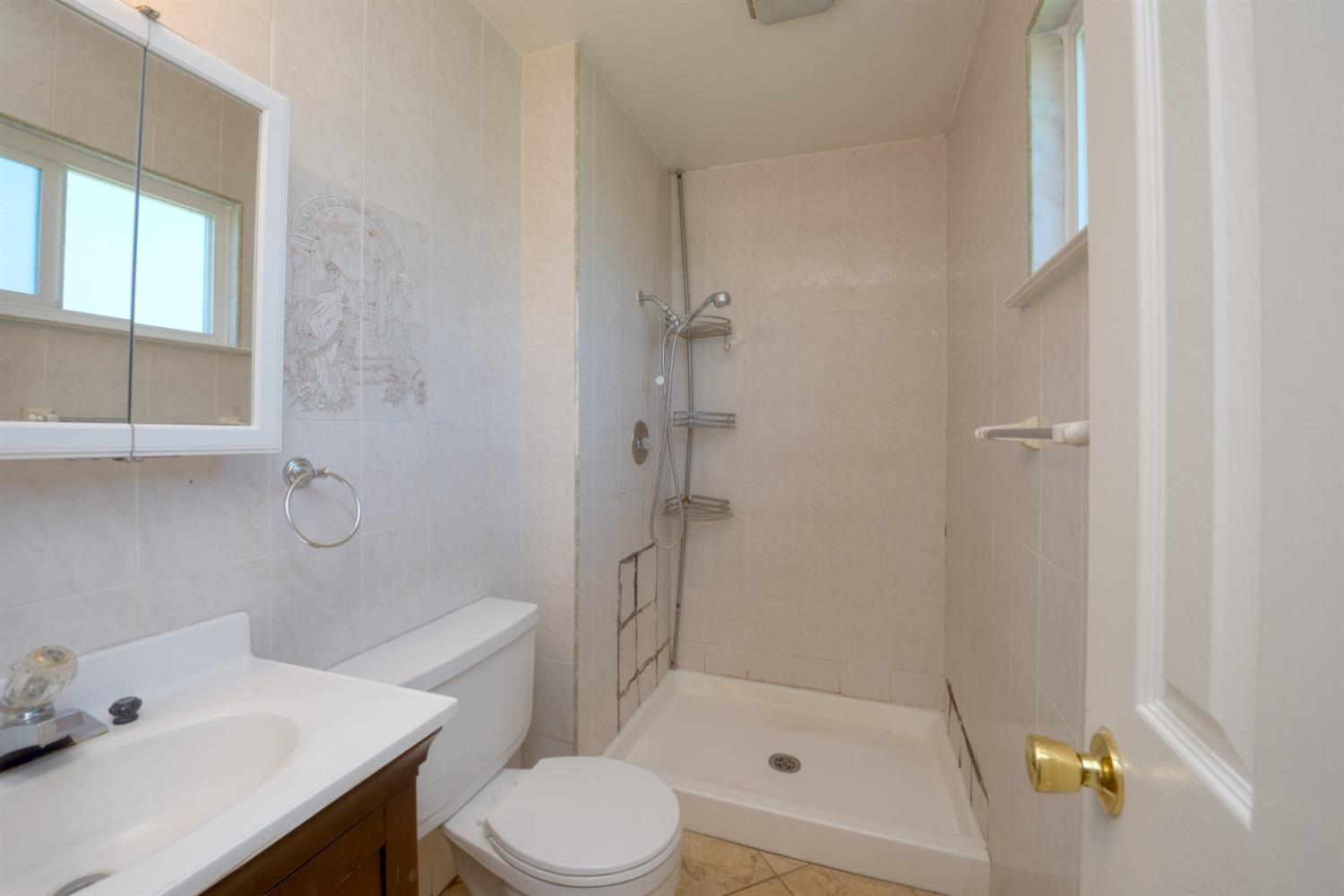 Detail Gallery Image 19 of 33 For 1833 Helena Ct, Merced,  CA 95348 - 3 Beds | 2 Baths