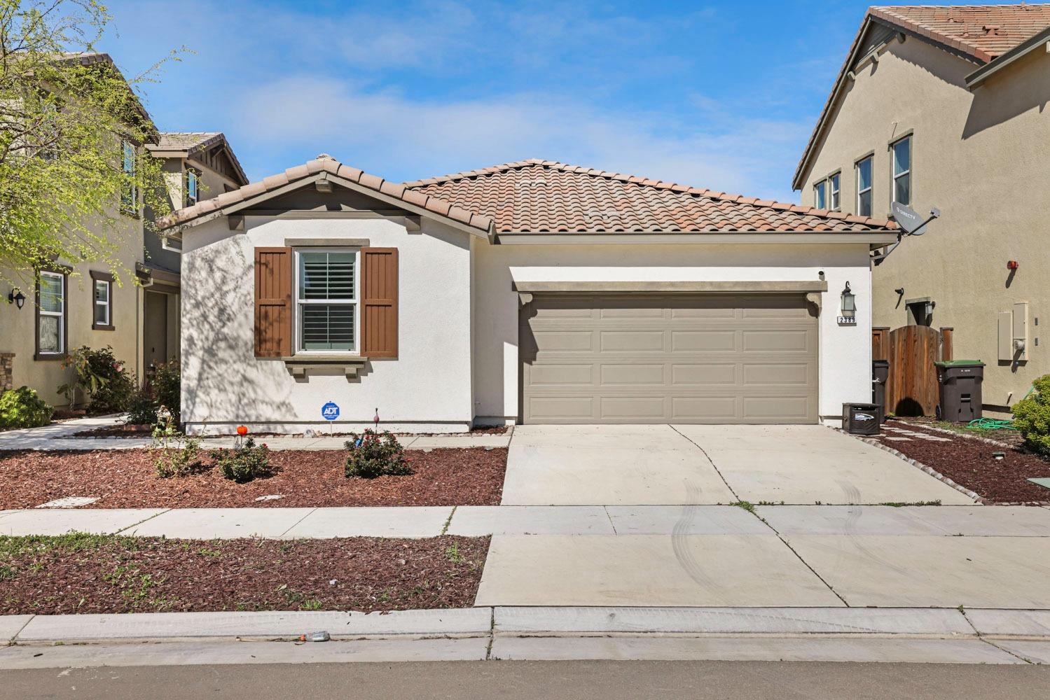 Detail Gallery Image 1 of 1 For 2389 Middlebury Dr, Lathrop,  CA 95330 - 3 Beds | 2 Baths