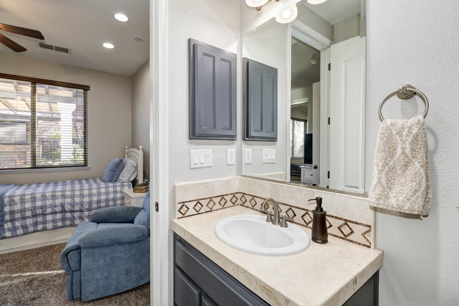 Detail Gallery Image 54 of 97 For 1802 Sorrell Cir, Rocklin,  CA 95765 - 4 Beds | 3/1 Baths