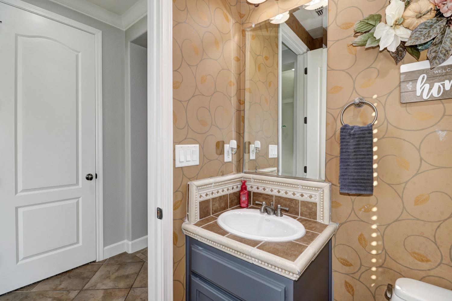 Detail Gallery Image 24 of 97 For 1802 Sorrell Cir, Rocklin,  CA 95765 - 4 Beds | 3/1 Baths