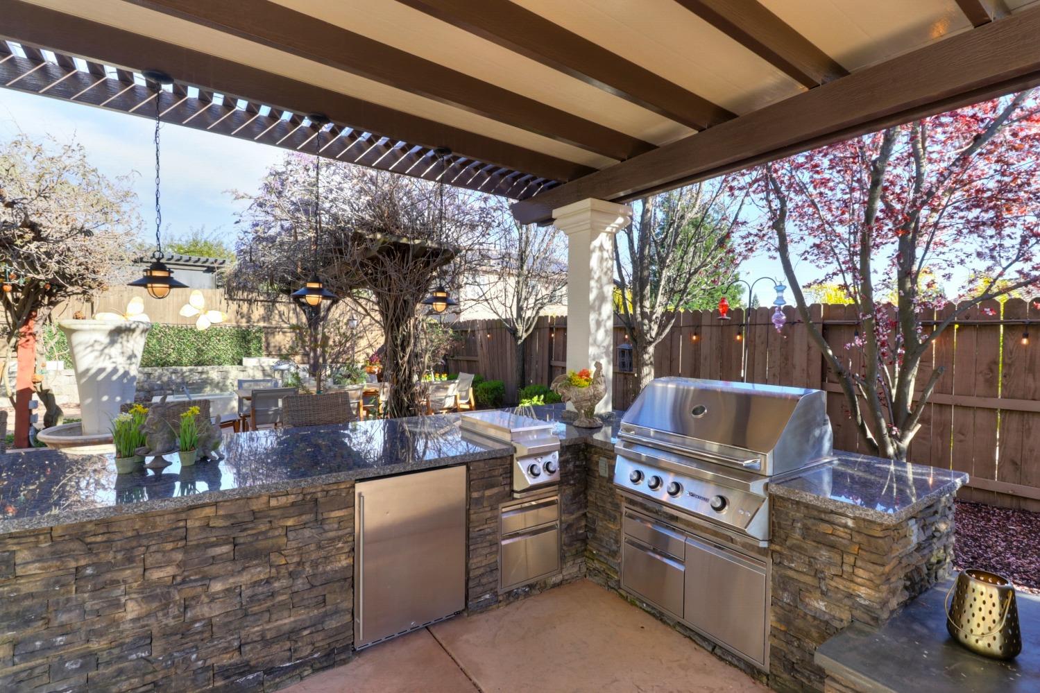 Detail Gallery Image 76 of 97 For 1802 Sorrell Cir, Rocklin,  CA 95765 - 4 Beds | 3/1 Baths
