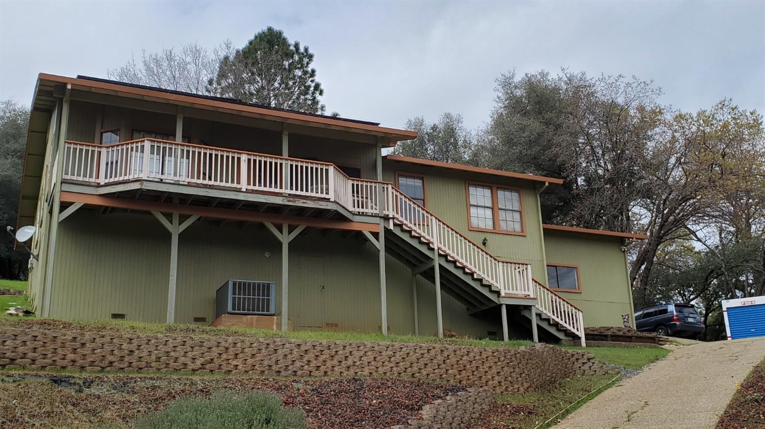 Photo of 1938 Chimney Flat Ct in Cool, CA