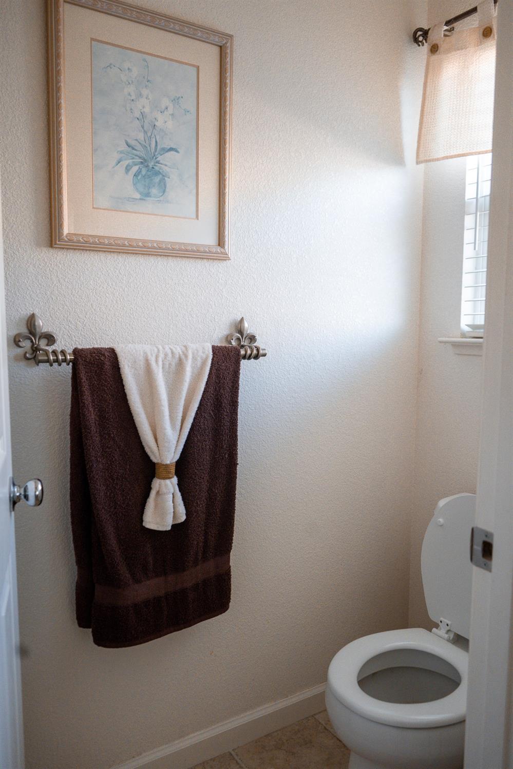 Detail Gallery Image 24 of 24 For 467 Calcite Ave, Lathrop,  CA 95330 - 4 Beds | 2/1 Baths