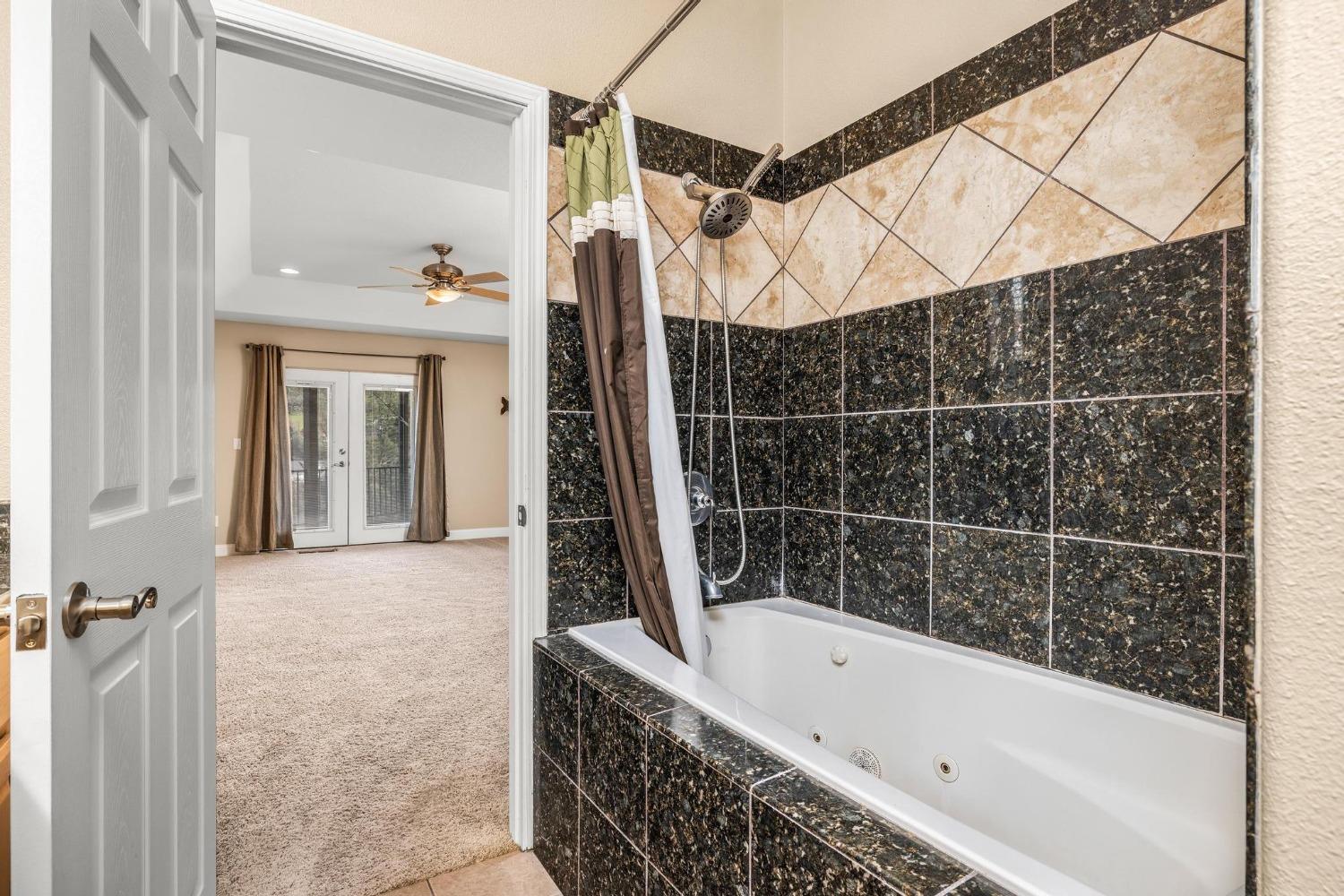 Detail Gallery Image 35 of 46 For 337 Thomson #45,  Copperopolis,  CA 95228 - 4 Beds | 2 Baths