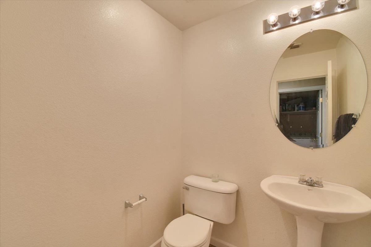 Detail Gallery Image 15 of 33 For 1774 Brianna Ave, Olivehurst,  CA 95961 - 4 Beds | 2/1 Baths
