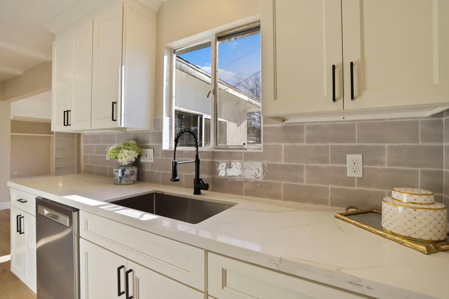 Detail Gallery Image 11 of 30 For 8844 Pershing Ave, Orangevale,  CA 95662 - 3 Beds | 2 Baths