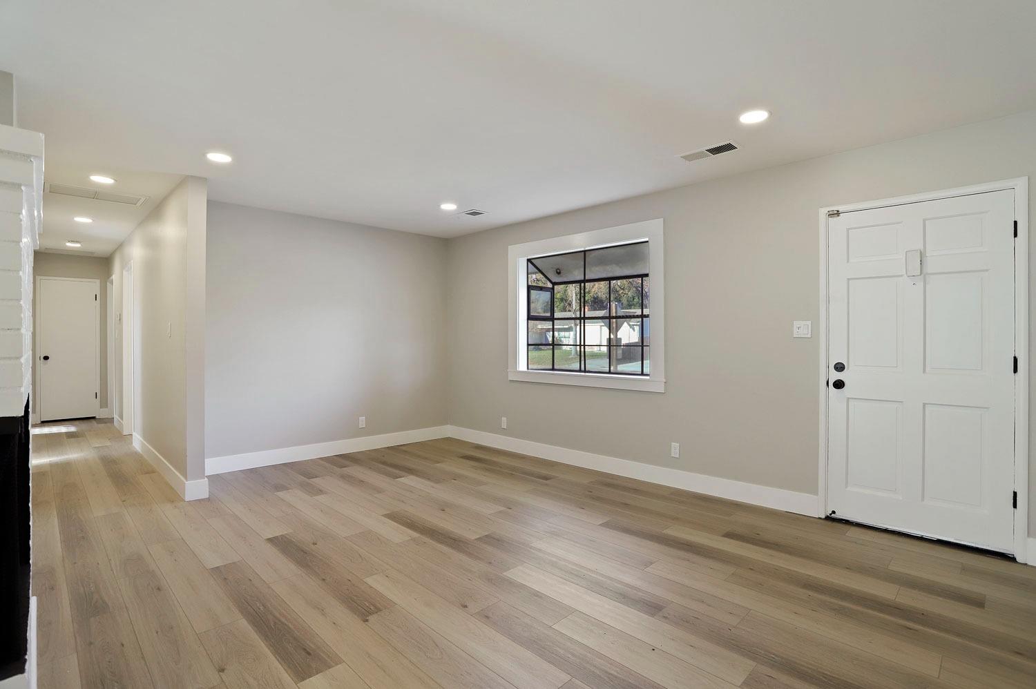 Detail Gallery Image 6 of 30 For 8844 Pershing Ave, Orangevale,  CA 95662 - 3 Beds | 2 Baths