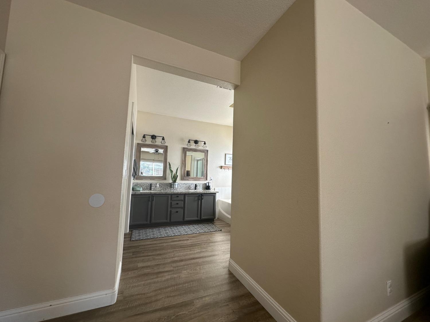 Detail Gallery Image 10 of 27 For 1810 Stoney Creek Ct., Atwater,  CA 95301 - 3 Beds | 2 Baths