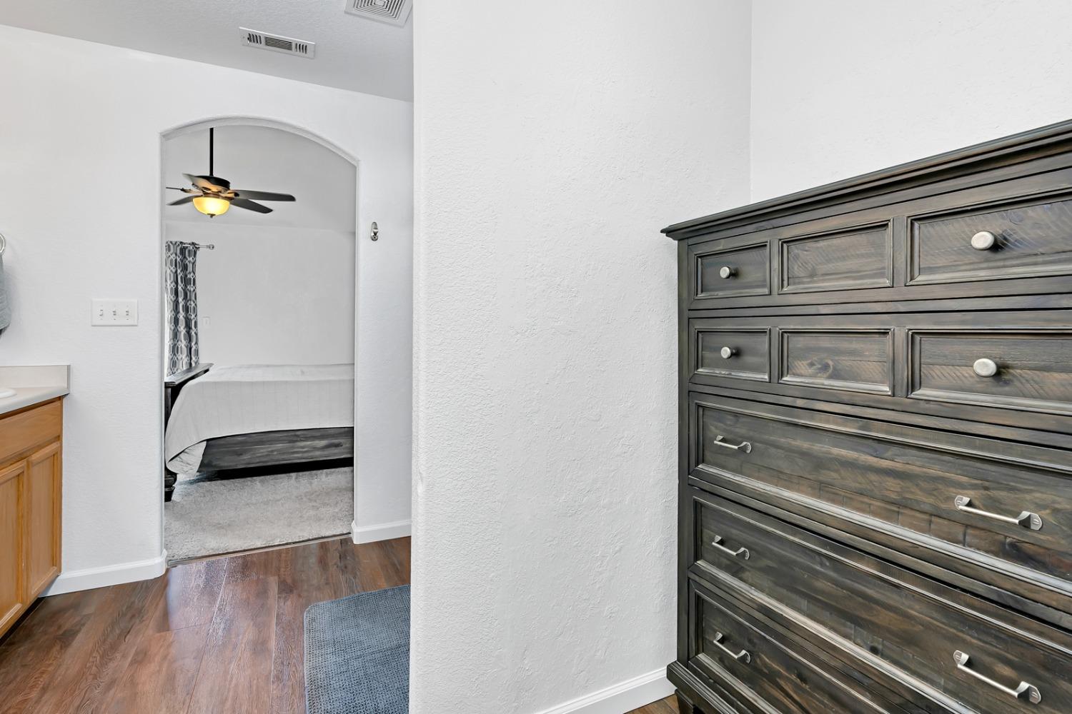Detail Gallery Image 35 of 52 For 535 Lexington Ct, Los Banos,  CA 93635 - 3 Beds | 2 Baths
