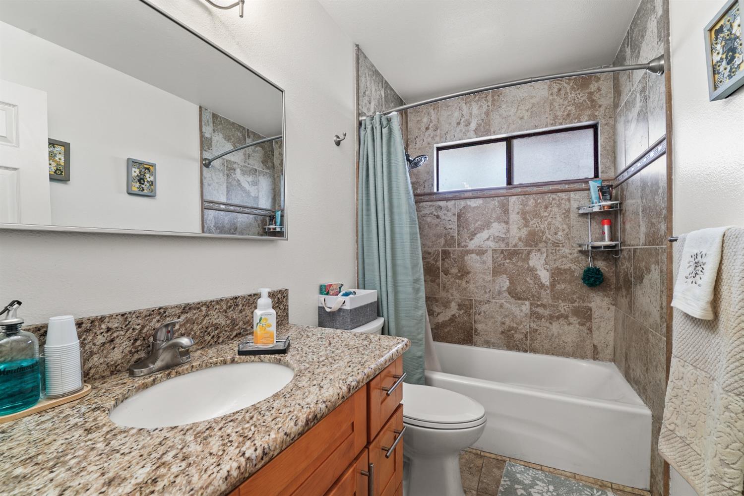 Detail Gallery Image 14 of 20 For 6378 Joaquin Murieta #D,  Newark,  CA 94560 - 1 Beds | 1 Baths