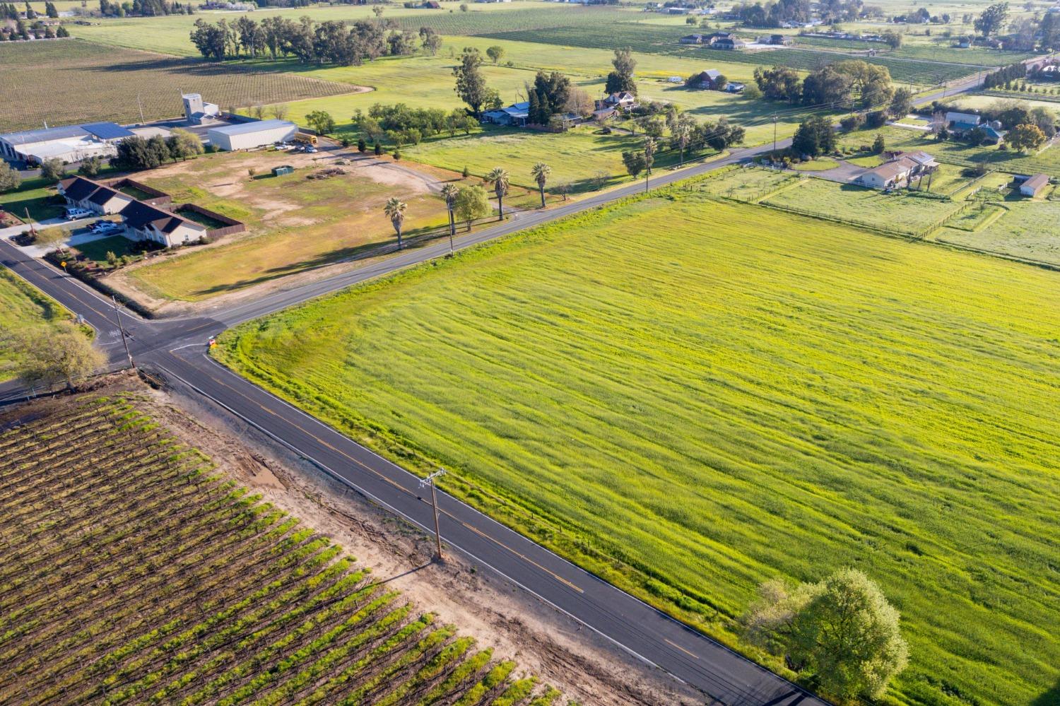 N Bruella Road, Acampo, California image 10