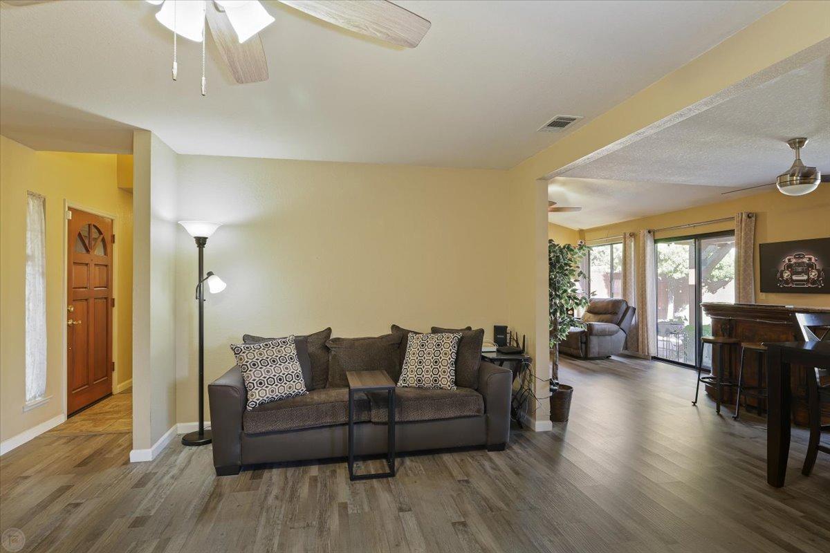 Detail Gallery Image 17 of 42 For 3909 Felton Way, Modesto,  CA 95356 - 3 Beds | 2 Baths