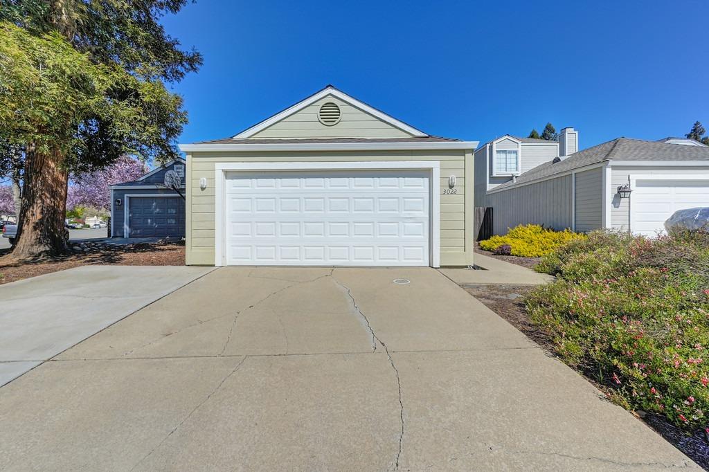 Detail Gallery Image 1 of 1 For 3022 Springview Meadows Dr, Rocklin,  CA 95677 - 3 Beds | 2/1 Baths