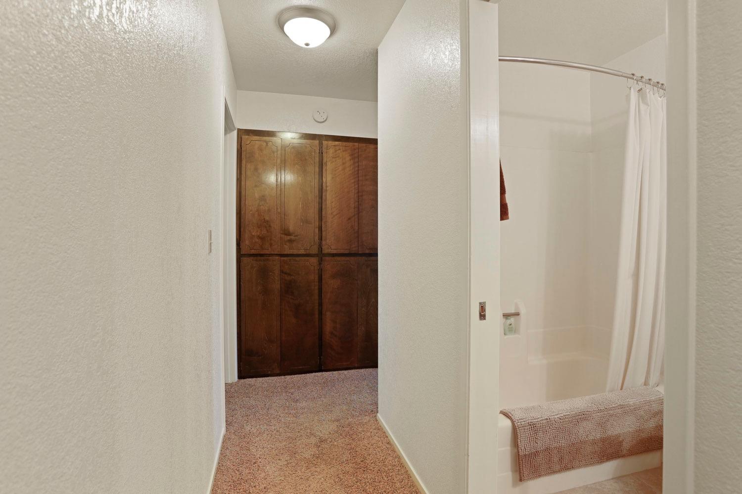Detail Gallery Image 24 of 49 For 2515 Percival Ct, Stockton,  CA 95210 - 3 Beds | 2 Baths