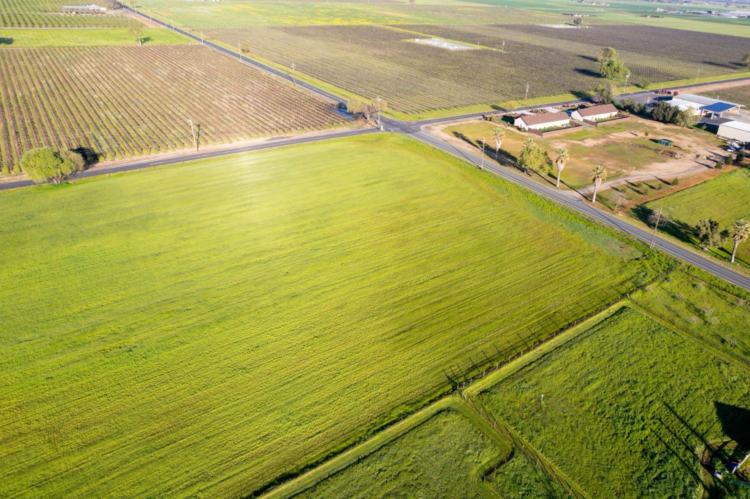 N Bruella Road, Acampo, California image 14