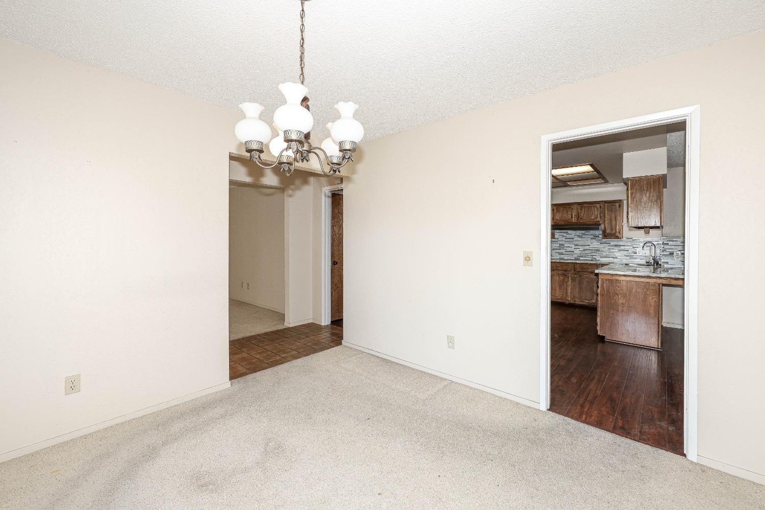Detail Gallery Image 14 of 49 For 2452 Briarwood St, Atwater,  CA 95301 - 3 Beds | 2 Baths