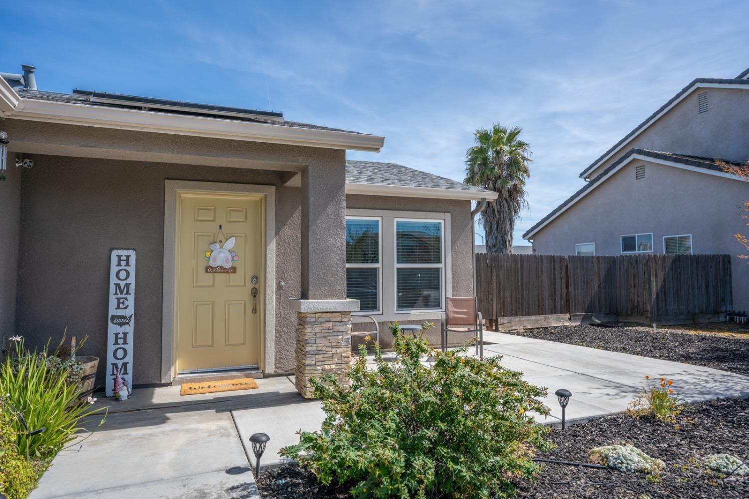 Detail Gallery Image 5 of 40 For 428 Morena Dr, Los Banos,  CA 93635 - 3 Beds | 2 Baths