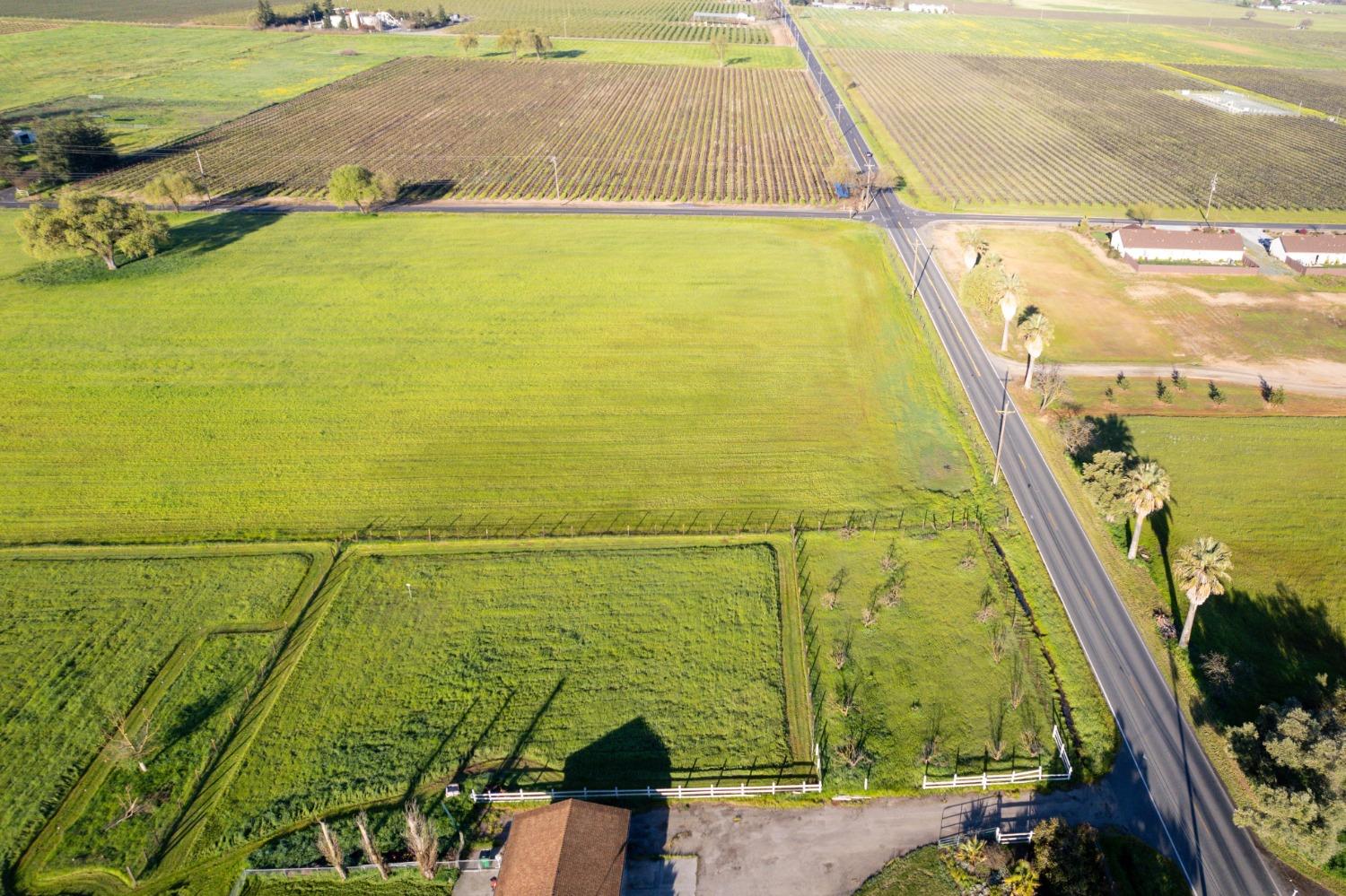 N Bruella Road, Acampo, California image 16