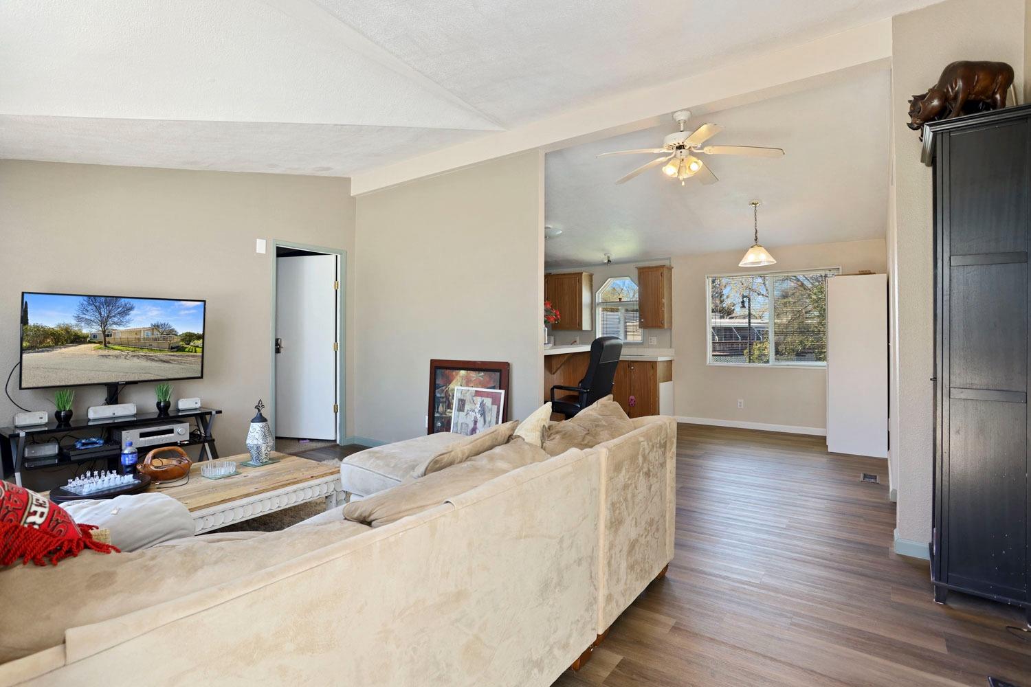 Detail Gallery Image 3 of 38 For 2000 Camanche Rd 34, Ione,  CA 95640 - 3 Beds | 2 Baths