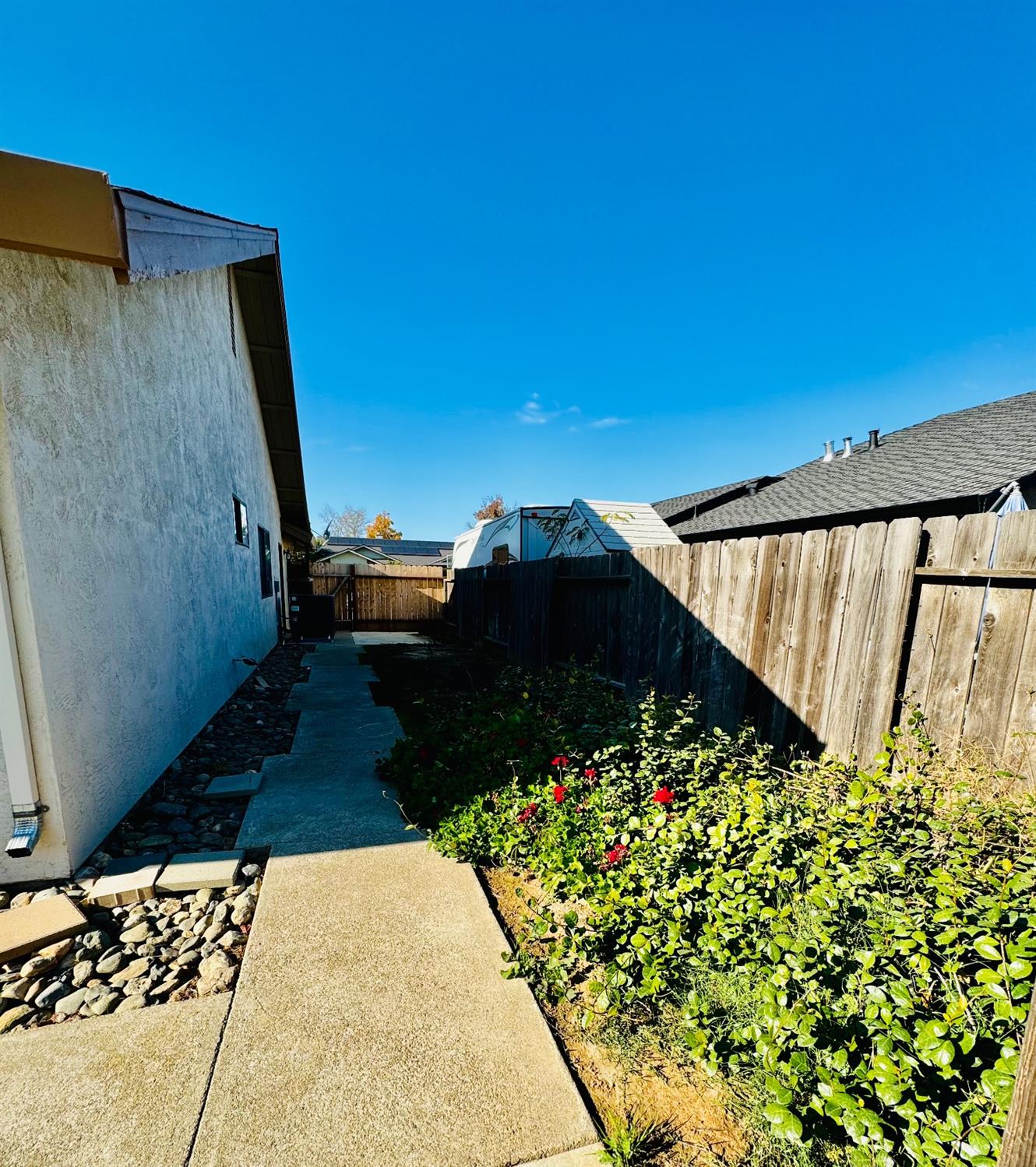 Detail Gallery Image 25 of 32 For 18566 Milford Dr, Lockeford,  CA 95237 - 3 Beds | 2 Baths