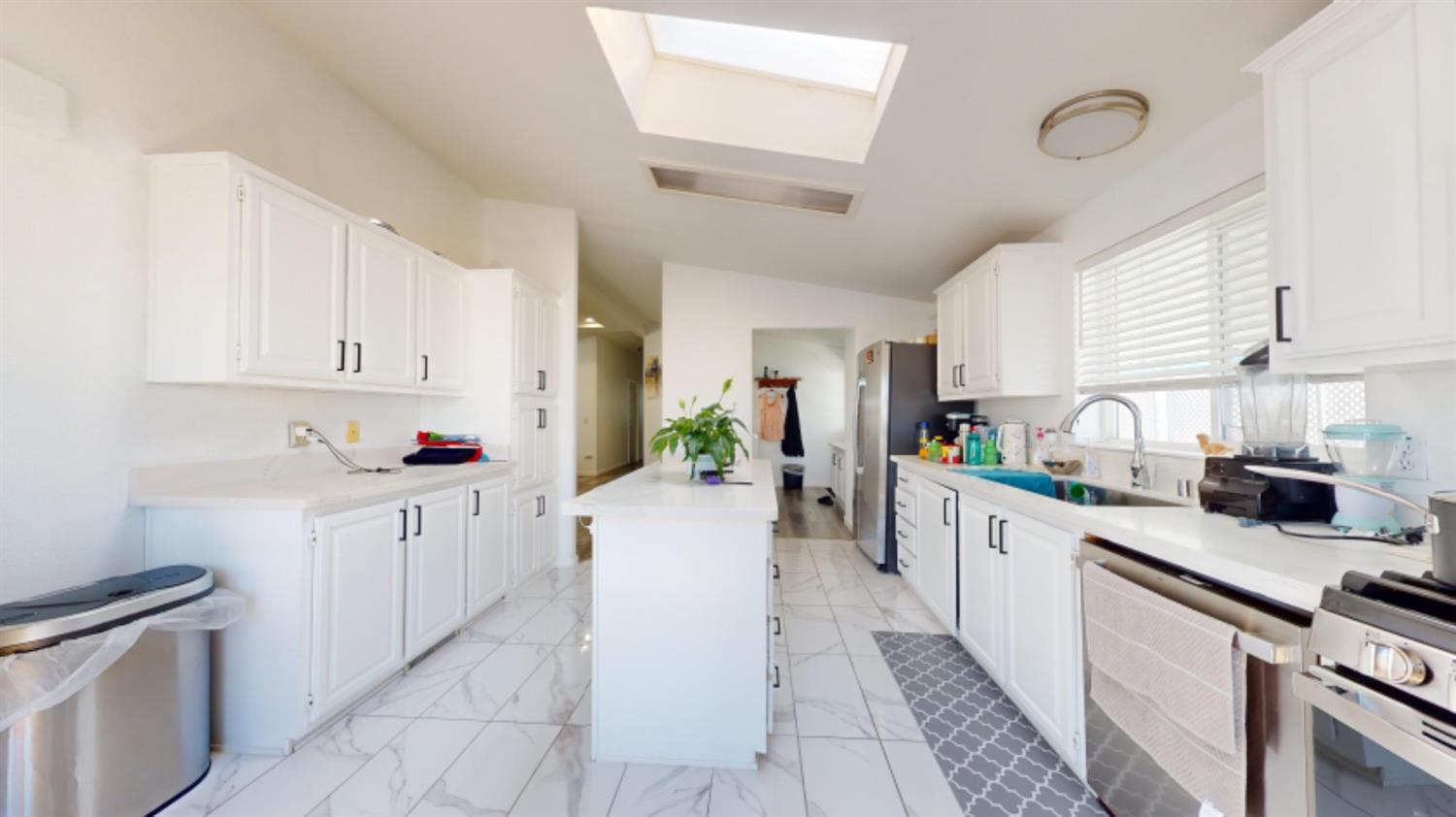 Detail Gallery Image 16 of 58 For 1225 Vienna Dr 40, Sunnyvale,  CA 94089 - 4 Beds | 2 Baths