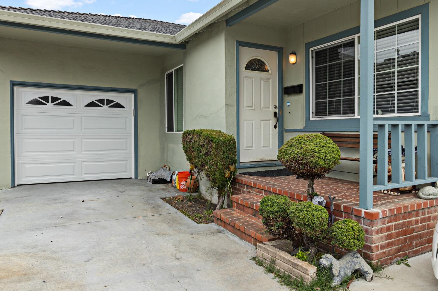 Detail Gallery Image 4 of 27 For 1265 Margery Ave, San Leandro,  CA 94578 - 4 Beds | 2 Baths