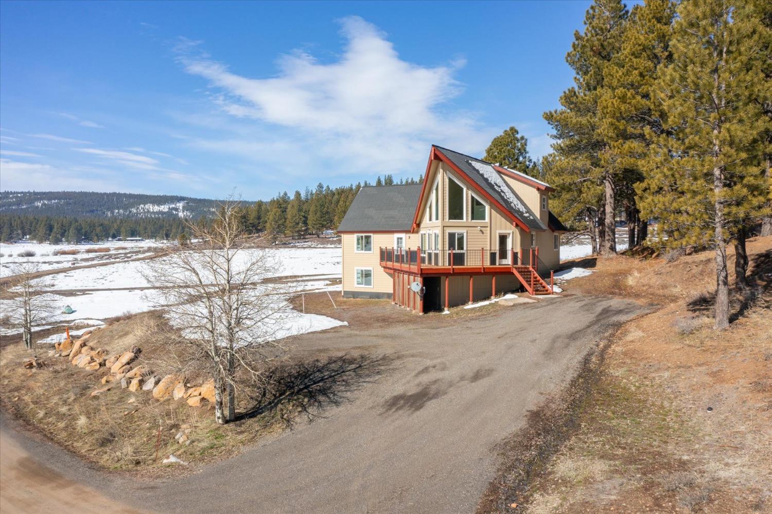 Detail Gallery Image 3 of 82 For 14251 Russel Valley Rd, Truckee,  CA 96161 - 7 Beds | 4/1 Baths