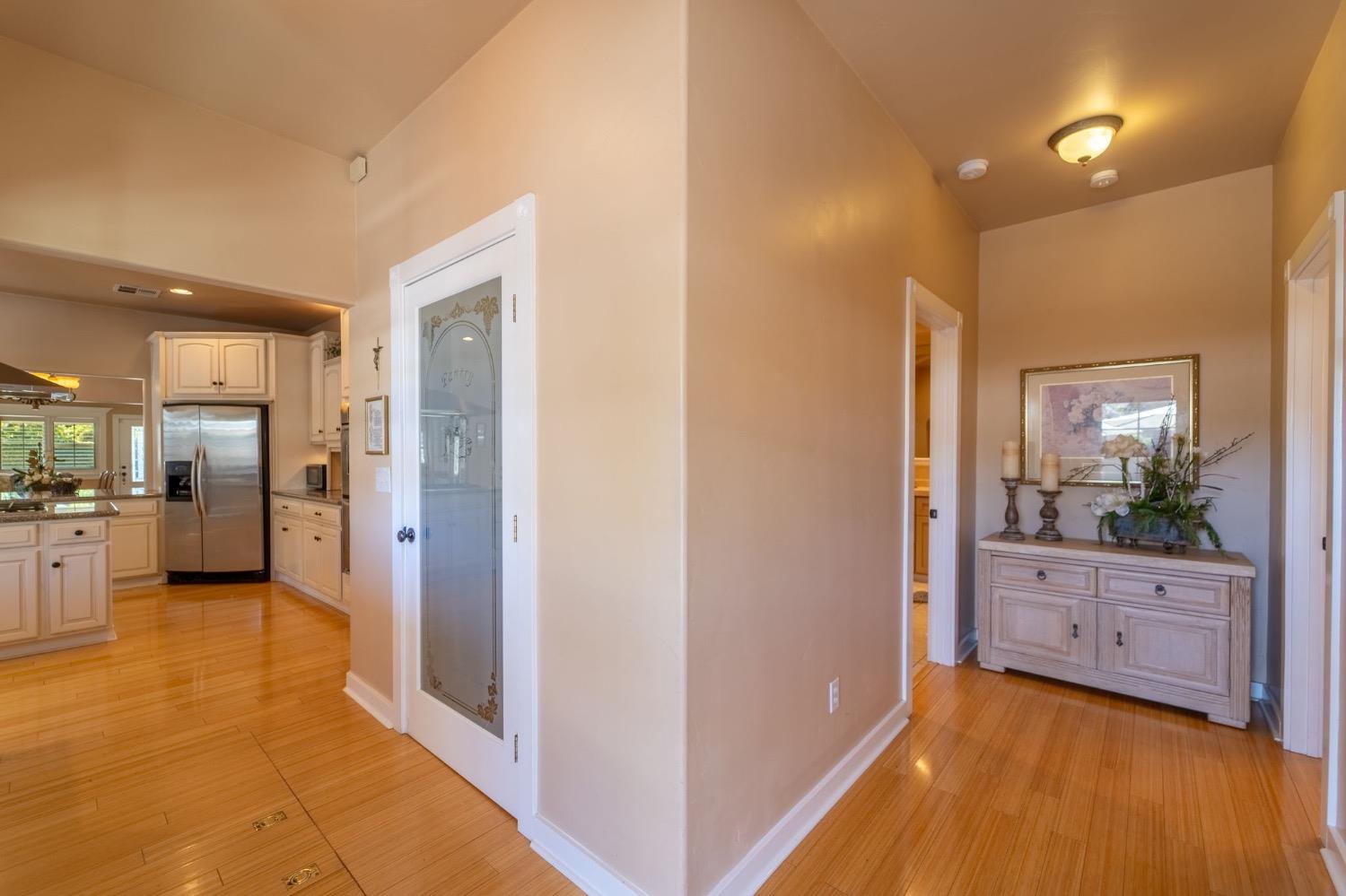Detail Gallery Image 30 of 55 For 134 Magnolia, Modesto,  CA 95354 - 4 Beds | 3/1 Baths