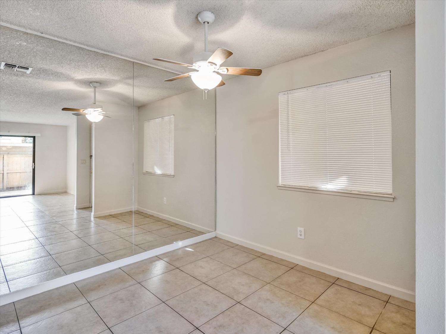 Detail Gallery Image 10 of 23 For 3400 Sullivan Ct #114,  Modesto,  CA 95356 - 1 Beds | 1 Baths