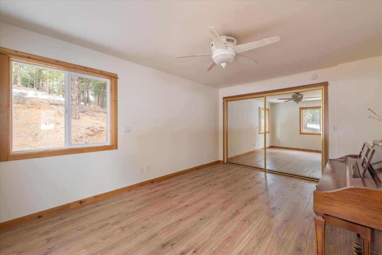 Detail Gallery Image 38 of 82 For 14251 Russel Valley Rd, Truckee,  CA 96161 - 7 Beds | 4/1 Baths