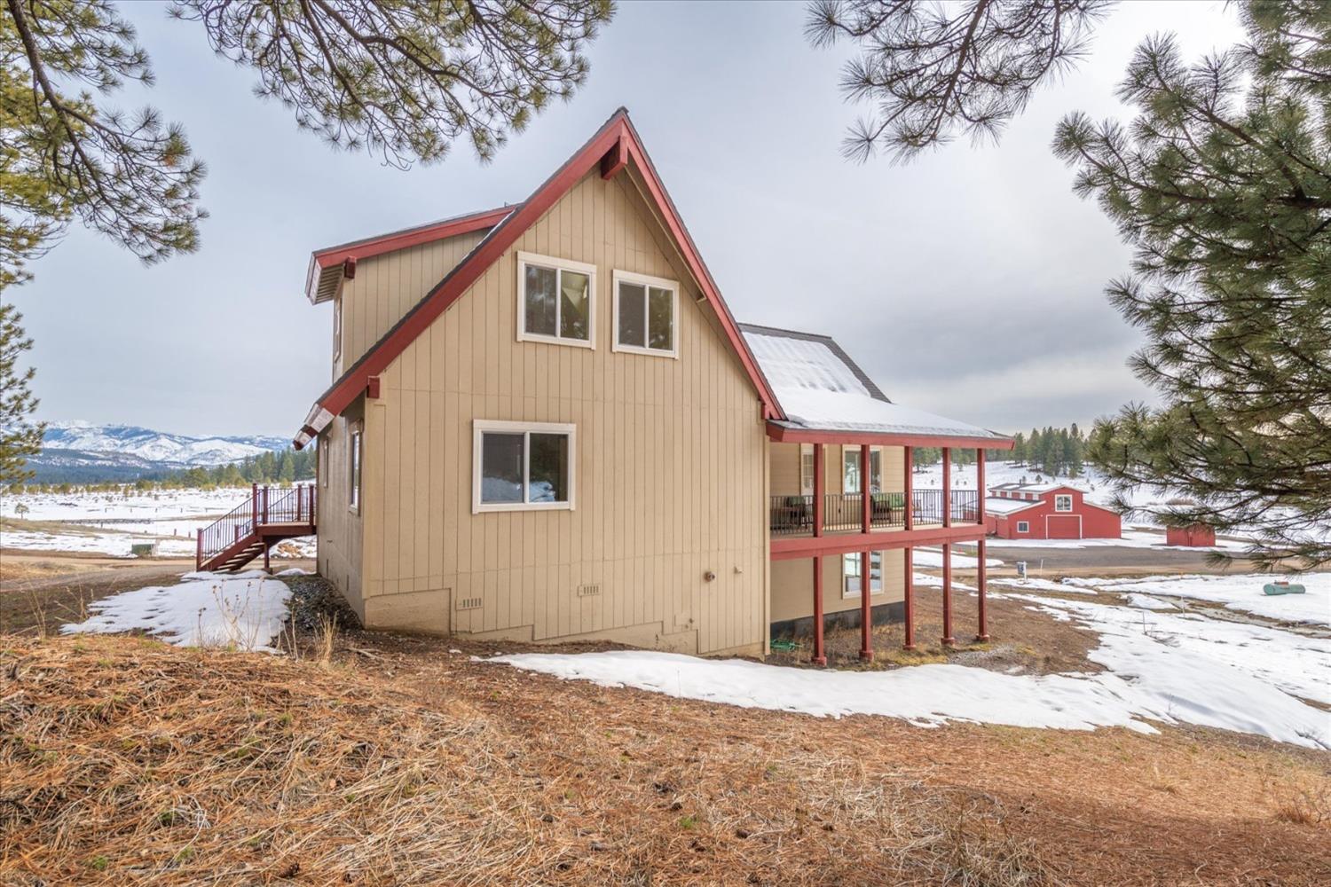 Detail Gallery Image 24 of 82 For 14251 Russel Valley Rd, Truckee,  CA 96161 - 7 Beds | 4/1 Baths
