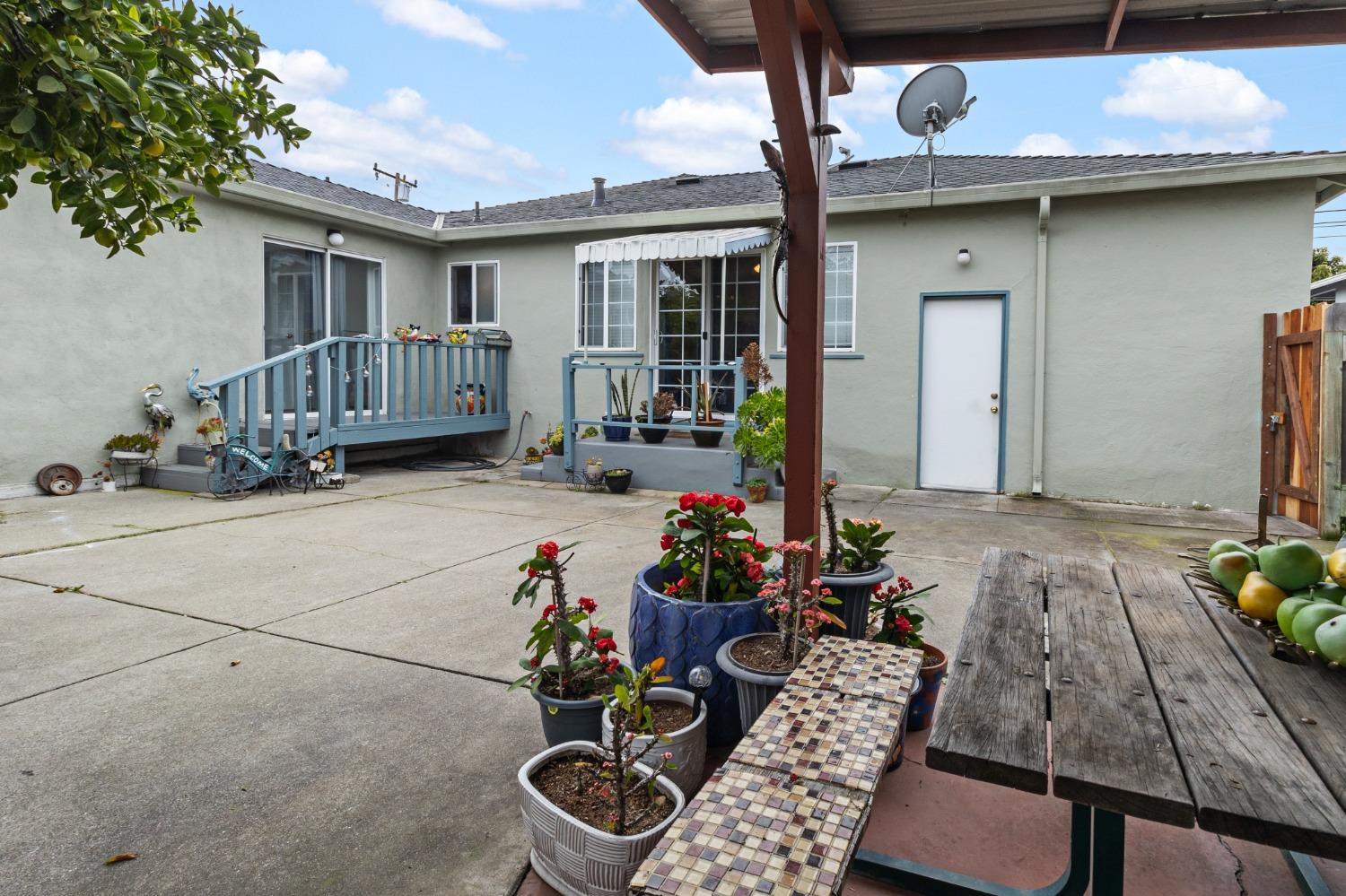 Detail Gallery Image 26 of 27 For 1265 Margery Ave, San Leandro,  CA 94578 - 4 Beds | 2 Baths