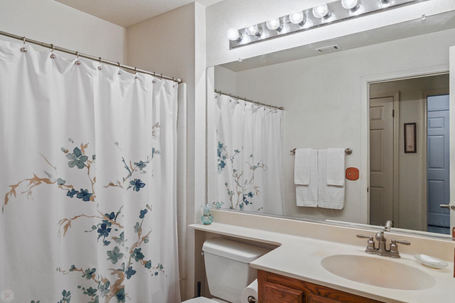 Detail Gallery Image 26 of 45 For 6101 De Leon Way, Riverbank,  CA 95367 - 3 Beds | 2 Baths