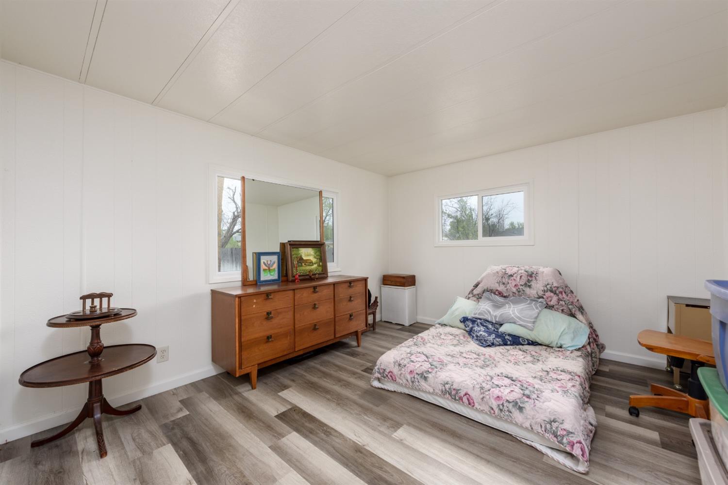 Detail Gallery Image 9 of 15 For 26262 County Road 21a 24, Esparto,  CA 95627 - 2 Beds | 1 Baths