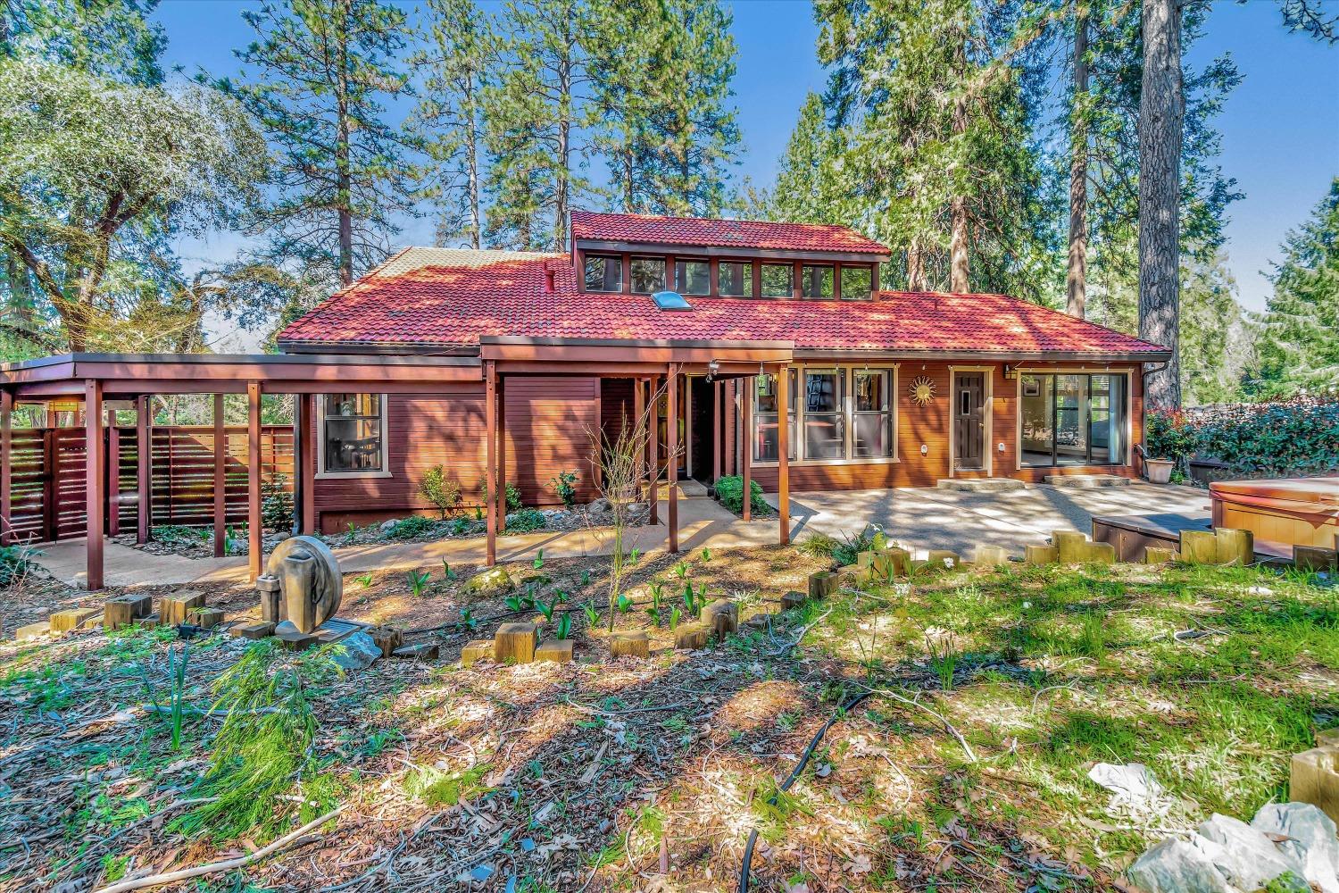 Detail Gallery Image 1 of 1 For 11207 Marjon Dr, Nevada City,  CA 95959 - 4 Beds | 2/1 Baths