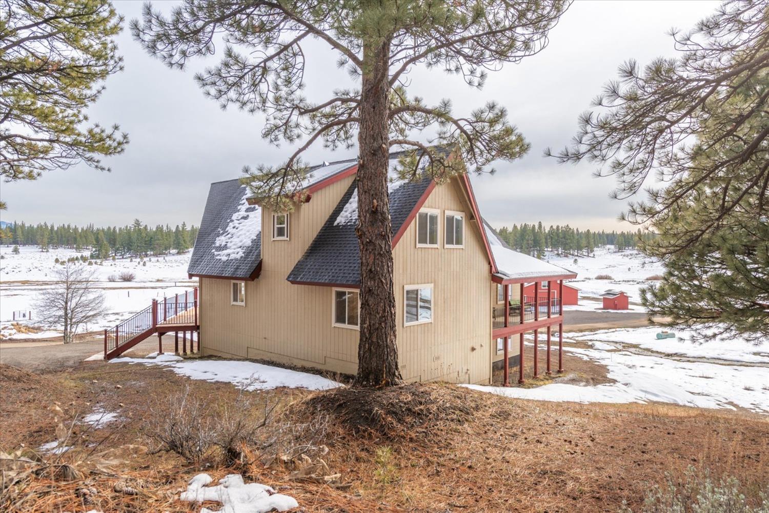 Detail Gallery Image 25 of 82 For 14251 Russel Valley Rd, Truckee,  CA 96161 - 7 Beds | 4/1 Baths