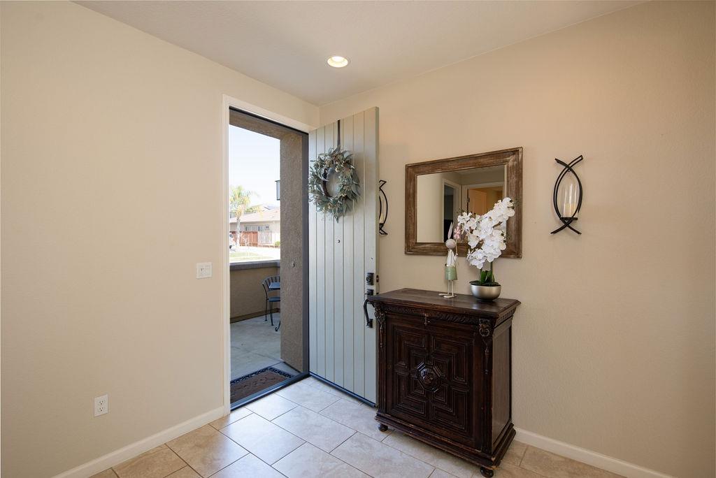 Detail Gallery Image 5 of 57 For 2287 Tori Way, Oakdale,  CA 95361 - 4 Beds | 3 Baths