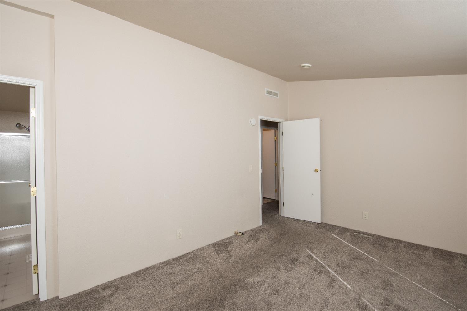 Detail Gallery Image 19 of 38 For 2307 Oakdale 6, Modesto,  CA 95350 - 2 Beds | 2 Baths