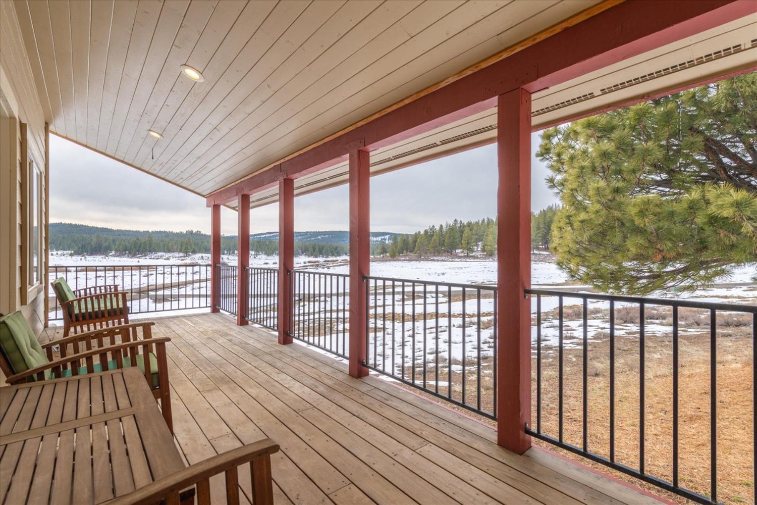 Detail Gallery Image 46 of 82 For 14251 Russel Valley Rd, Truckee,  CA 96161 - 7 Beds | 4/1 Baths