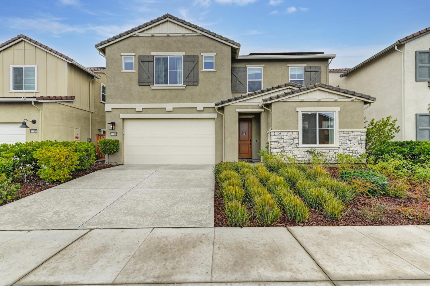 Photo of 2184 Milky Way Circle, Roseville, CA 95747