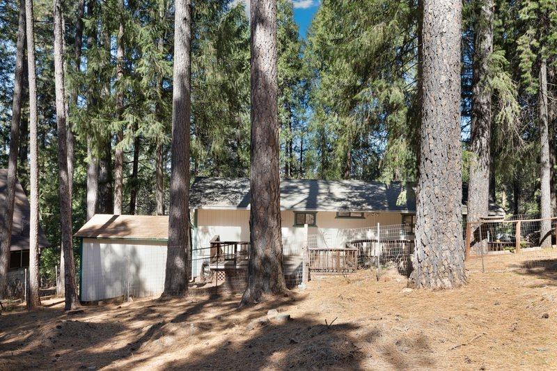 Detail Gallery Image 33 of 39 For 5750 Lupin Ln, Pollock Pines,  CA 95726 - 3 Beds | 2 Baths